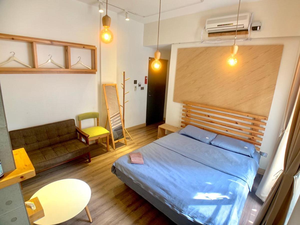 Hinoki Mansion Hostel Tainan Bagian luar foto