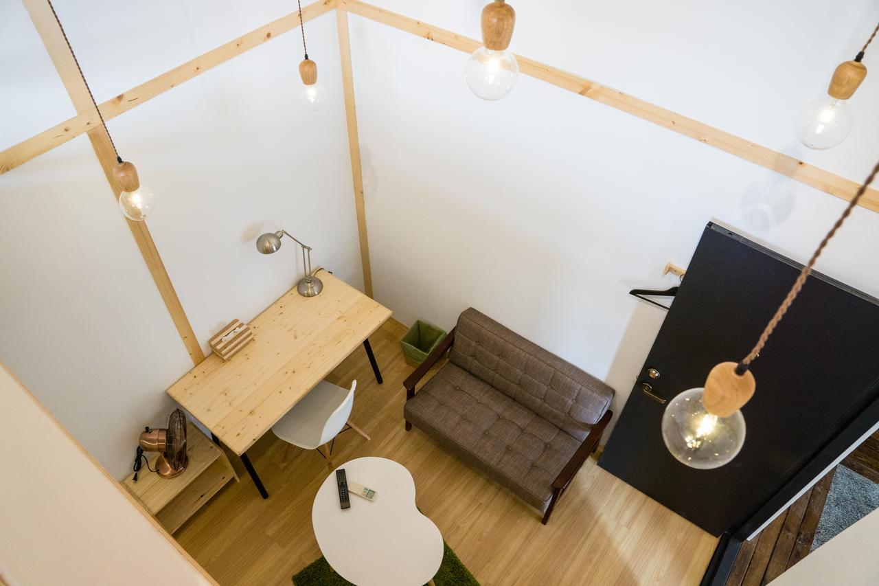 Hinoki Mansion Hostel Tainan Bagian luar foto