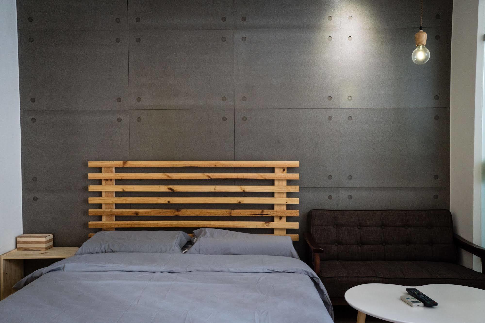 Hinoki Mansion Hostel Tainan Bagian luar foto